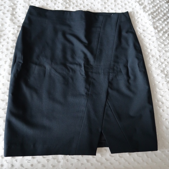 Dex Suit Skirt in Navy with Slit in the Front - Picture 1 of 2